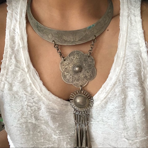 Antique boho vintage collar flower necklace - Picture 2 of 8